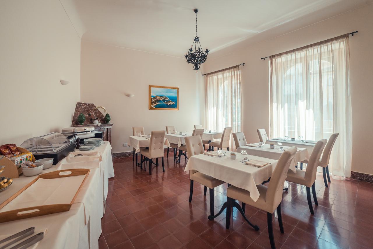 Hotel Casa Adele Taormina Exteriör bild